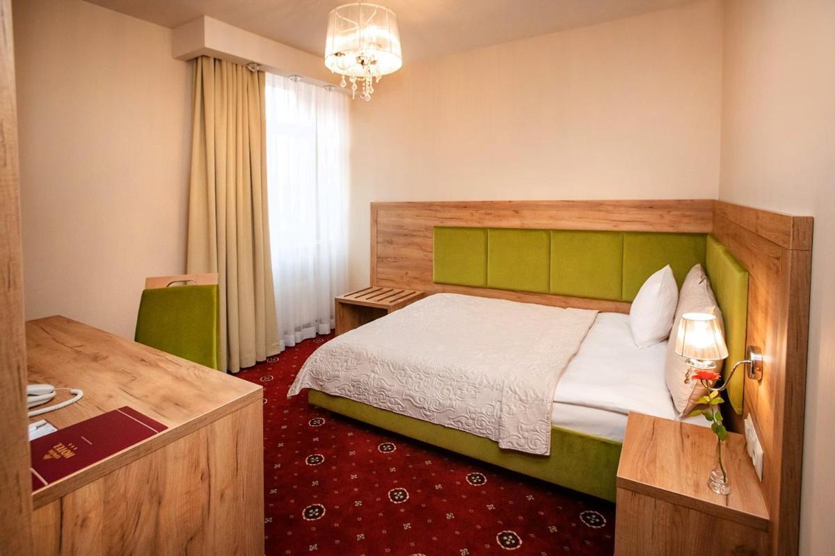Grein Hotel Rzeszow Luaran gambar